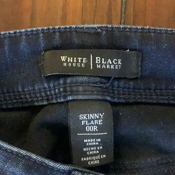 White House Black Market Jeans - Skinny Flare Size 00 - Picture 5 of 8